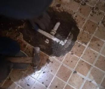 铜官卫生间漏水维修公司为您分享下卫生间渗水如何处理及注意事项